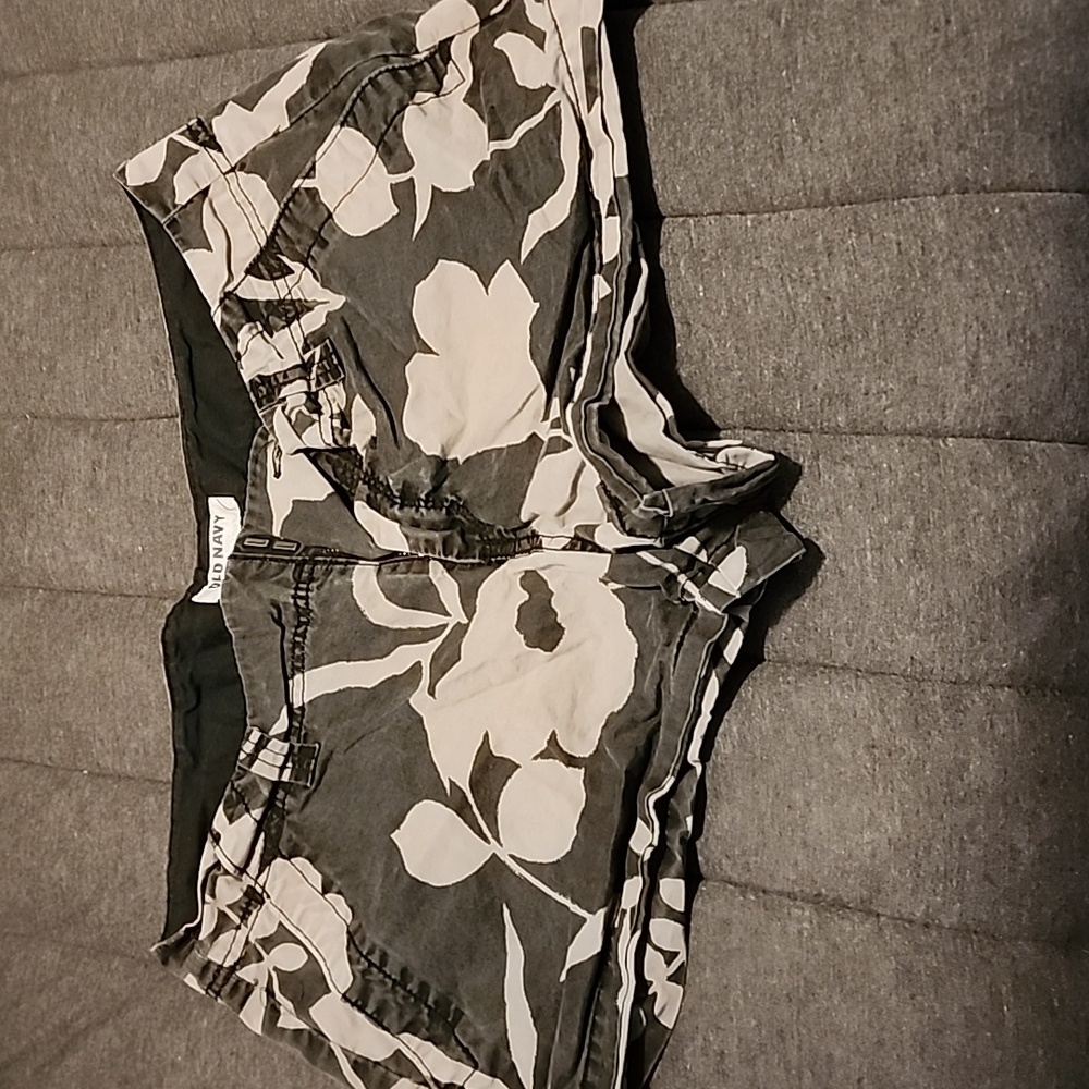 Old Navy Shorts (W298)